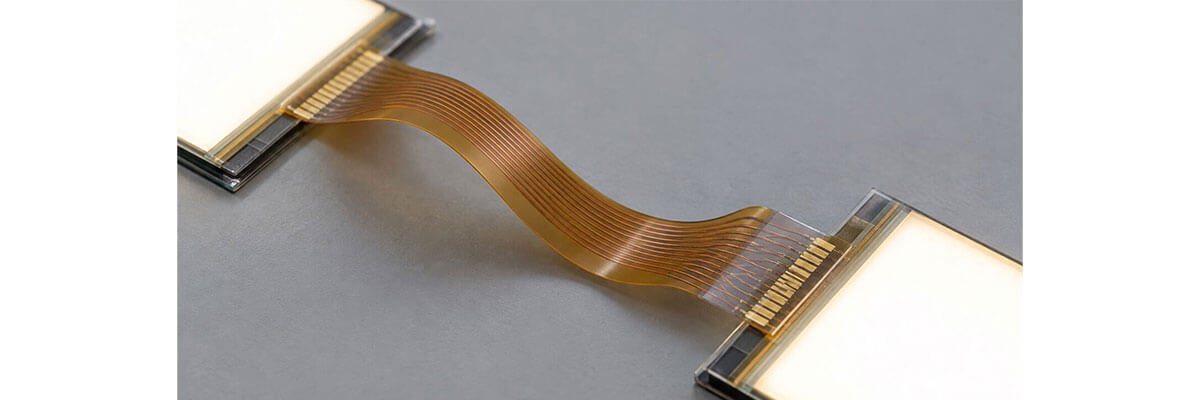 Coating Flex flexibler Schaltungsträger mit OLED-Modulen, umhüllt von einer elastischen Schutzbeschichtung